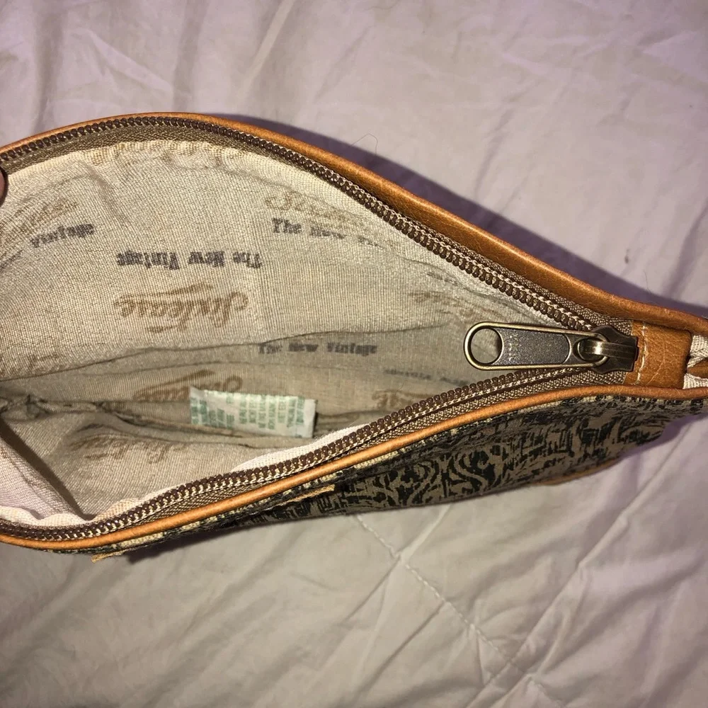 NWT Sixtease Elprine ll Upcycled Cloth and Leather Large Size BTS Wristlet